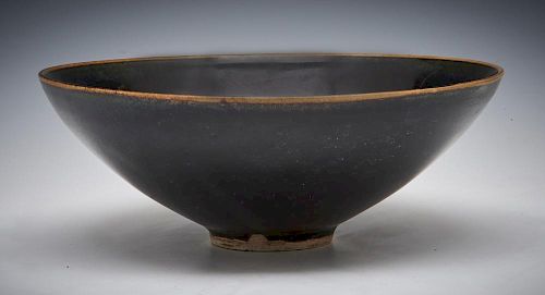LARGE DING BLACK GLAZED BOWLLarge