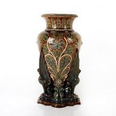 LARGE DOULTON LAMBETH STONEWAR