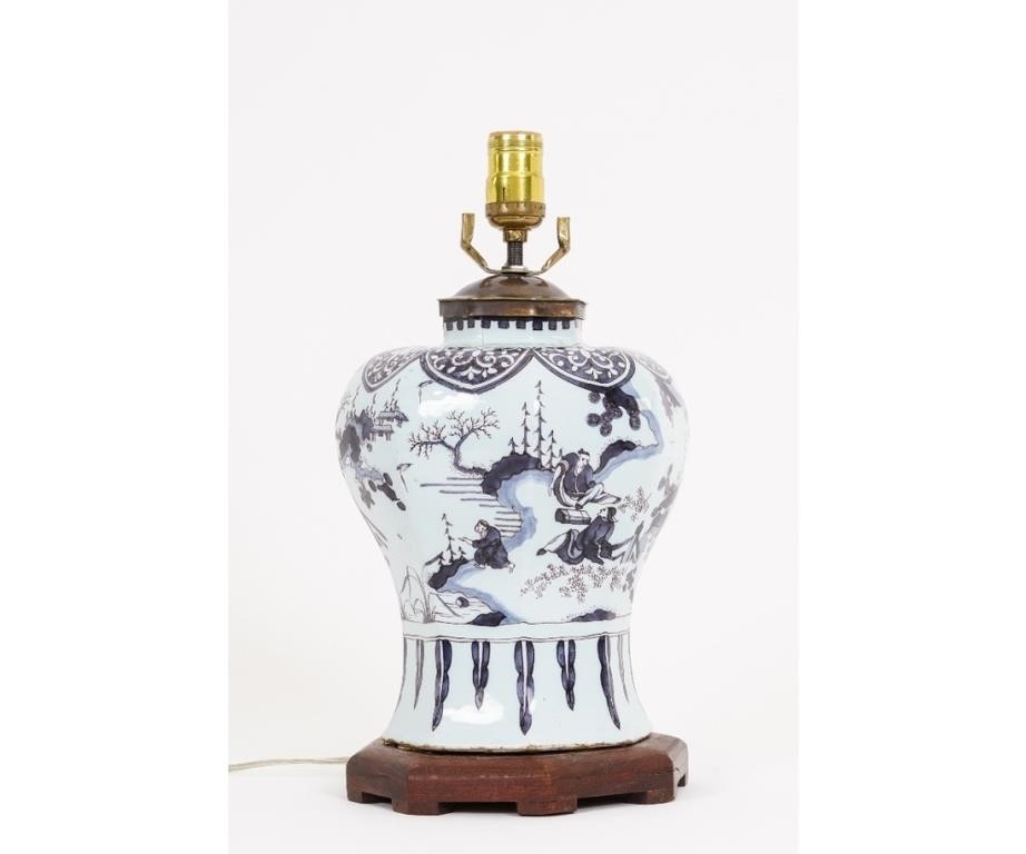 Large Dutch Delft octagonal