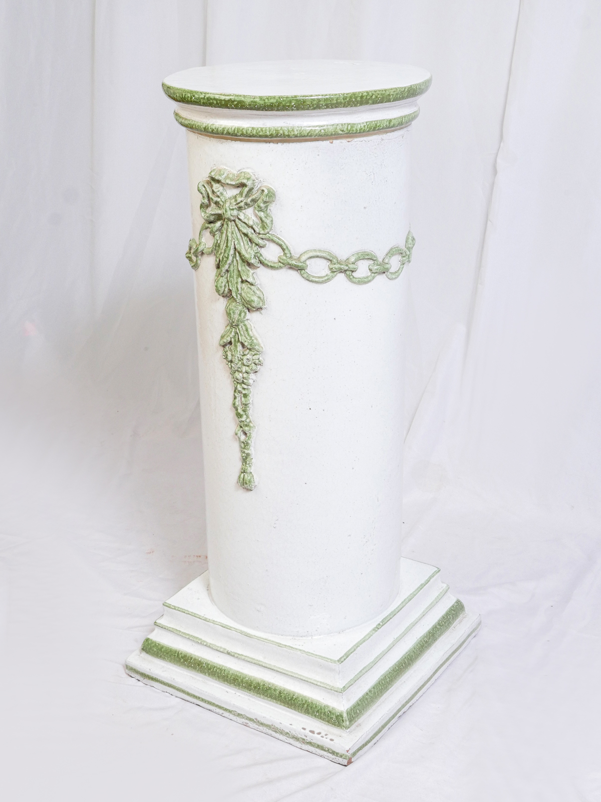 LARGE FAIENCE PEDESTAL: Large white