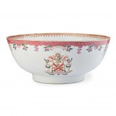 LARGE FAMILLE ROSE ARMORIAL PU