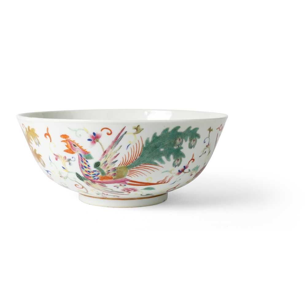 LARGE FAMILLE ROSE 'PHOENIX' BOWL