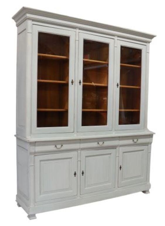 LARGE FRENCH PAINTED STEPBACK