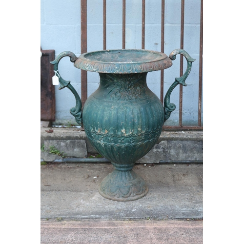 Large French twin handled classical