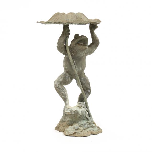 LARGE FROG FORM FOUNTAIN Late