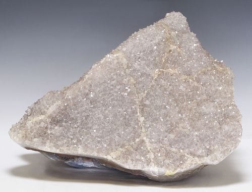 LARGE GEOLOGICAL POLISHED QUARTZ