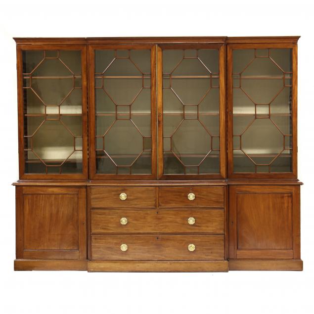 LARGE GEORGE III MAHOGANY