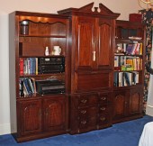 LARGE GEORGIAN STYLE BREAKFRON
