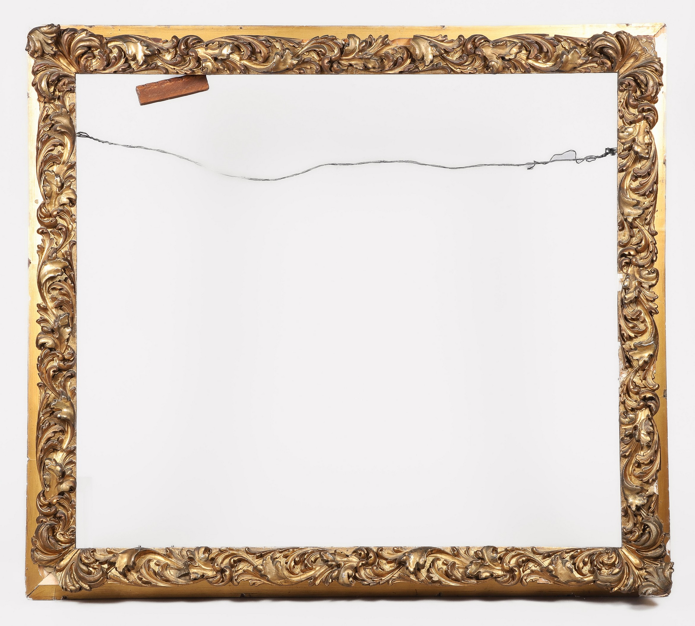 Large gilt frame, acanthus leaf