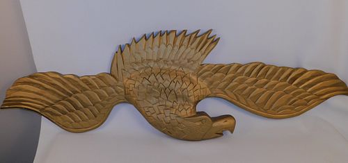 LARGE GILTWOOD EAGLEA large