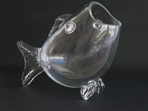 LARGE GLASS FISH ICE BOWLLarge