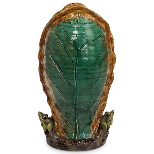 LARGE GLAZED MAJOLICA