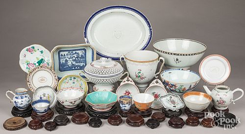LARGE GROUP OF CHINESE PORCELAIN