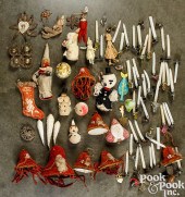 LARGE GROUP OF CHRISTMAS ORNAM