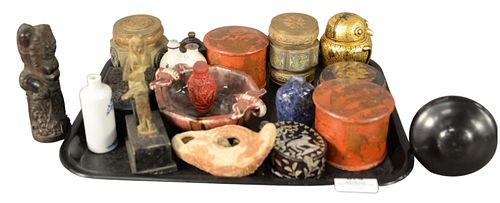 LARGE GROUP OF COLLECTIBLE ITEMS,
