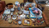 LARGE GROUP OF COLLECTIBLES &