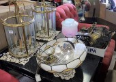 LARGE GROUP OF LIGHTING TO INC