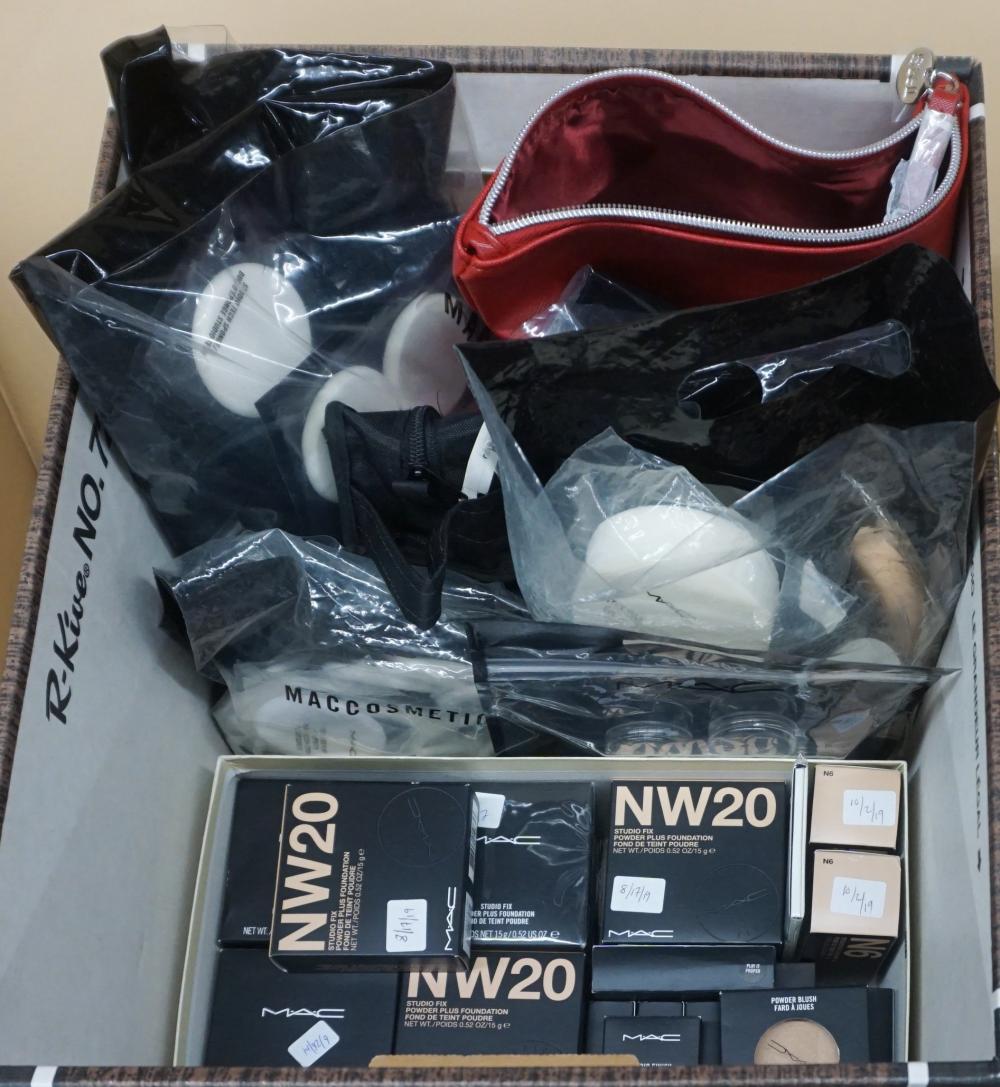 LARGE GROUP OF MAC COSMETICS,