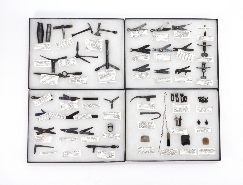 LARGE GROUP OF MUSKET TOOLS AND