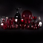 LARGE GROUP OF RUBY GLASSWAREU