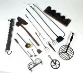 LARGE GROUP OF TOOLS AND UTENS