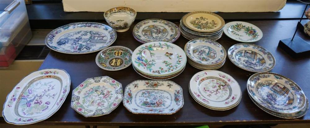 LARGE GROUP WITH MOSTLY ENGLISH