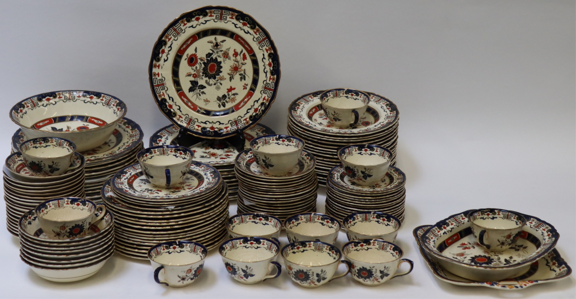 LARGE GROUPING OF MASON'S WINDSOR