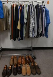 LARGE GROUPING OF MEN'S SHIRTS