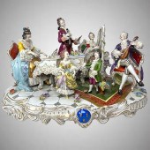 LARGE HAND PAINTED DRESDEN POR