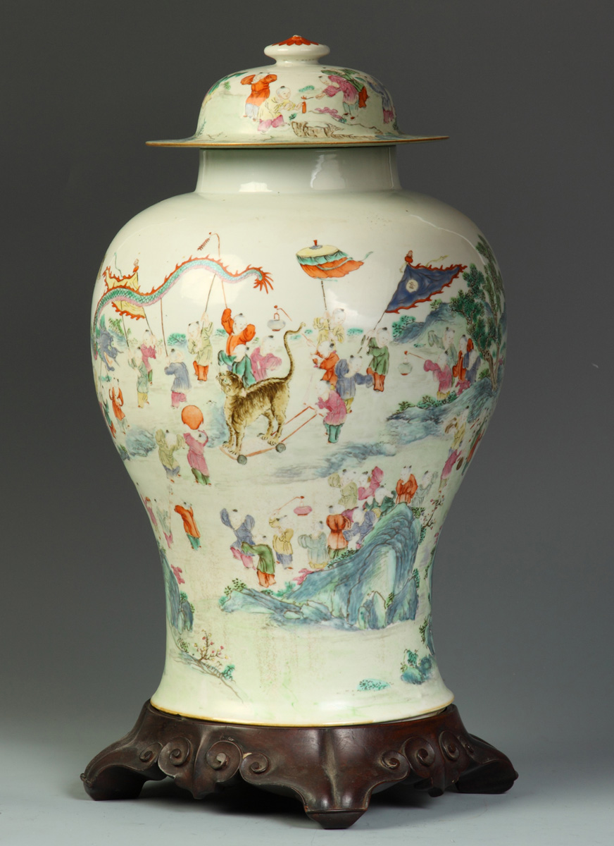 Large Hand Painted Oriental Covered