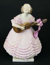 LARGE HEREND HUNGARY WOMAN WIT