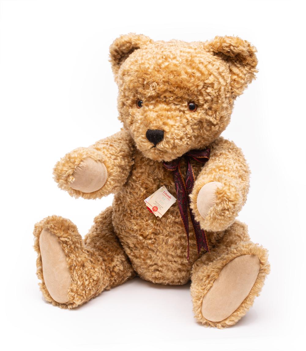 LARGE HERMANN TEDDY BEARLarge