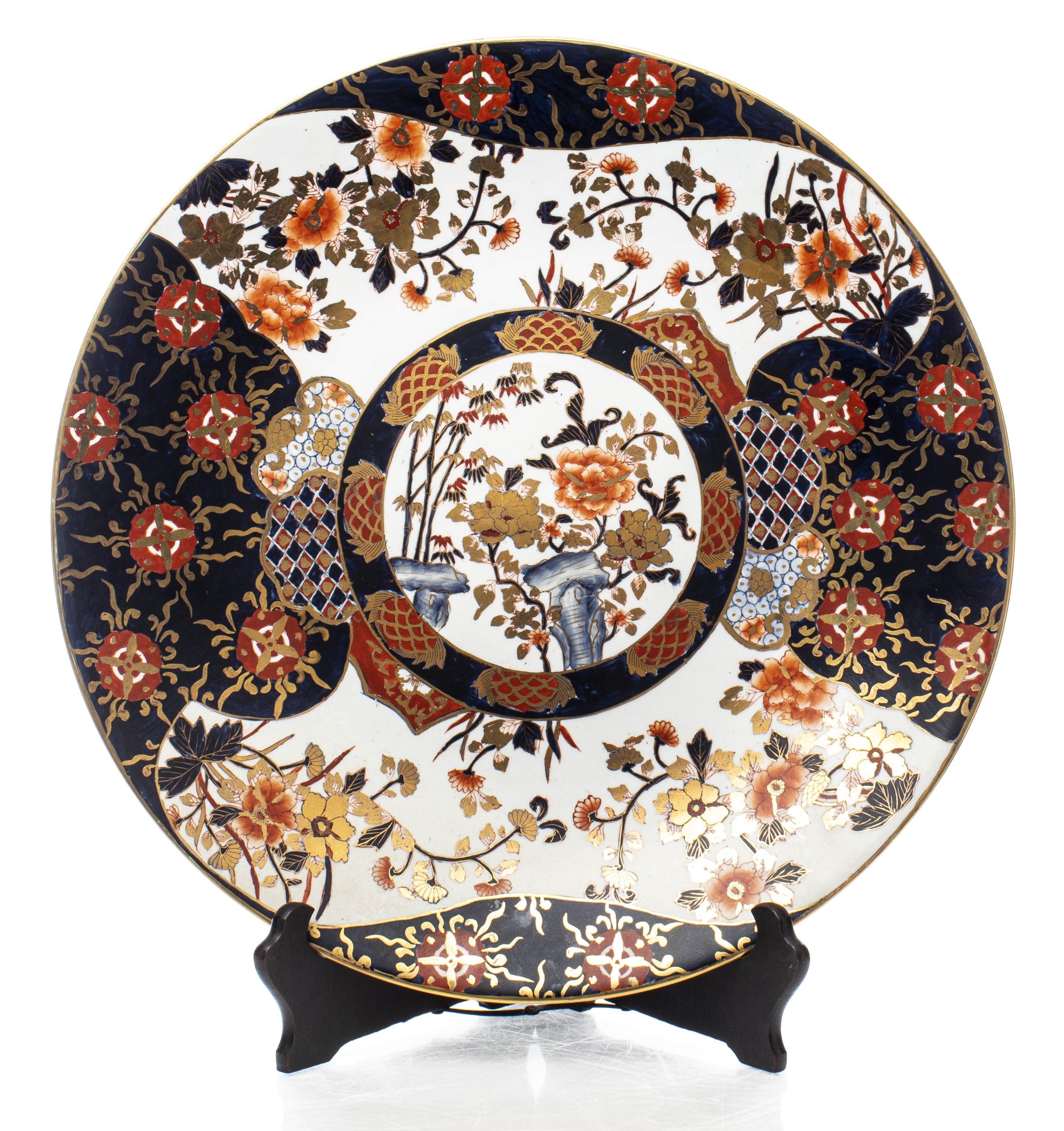 LARGE IMARI PORCELAIN CHARGER Large