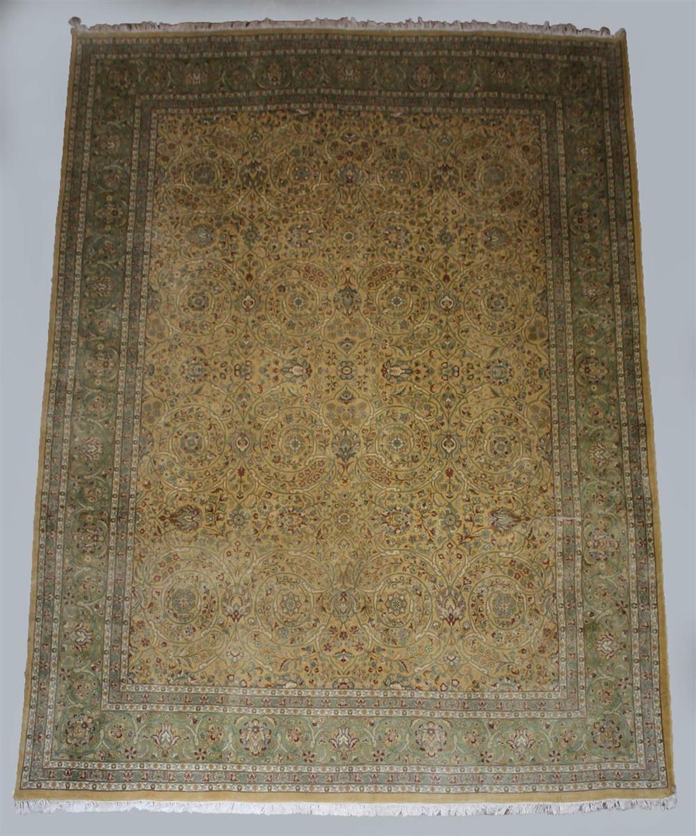 LARGE INDO-PERSIAN WOOL RUGLARGE