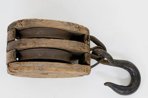 LARGE IRON AND WOOD DOUBLE SHEAVE