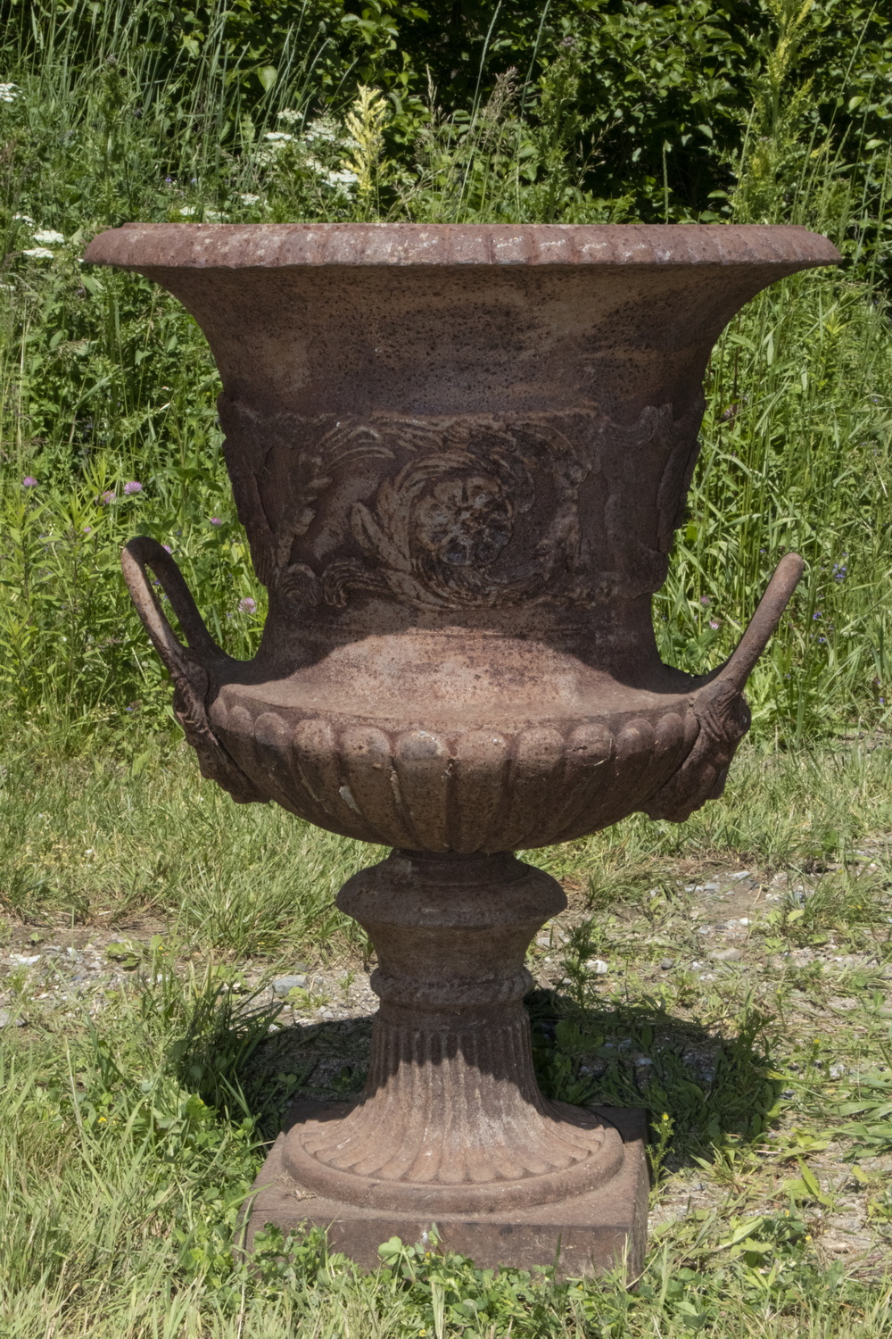 LARGE IRON GARDEN URN Fancy Vintage