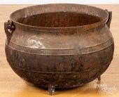 LARGE IRON GYPSY POTLarge iron