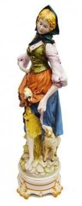 LARGE ITALIAN CAPODIMONTE D. P