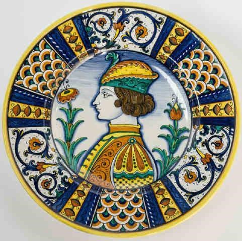 LARGE ITALIAN MAJOLICA CHARGER,