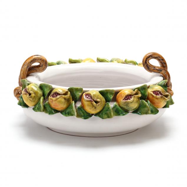 LARGE ITALIAN MAJOLICA POTTERY