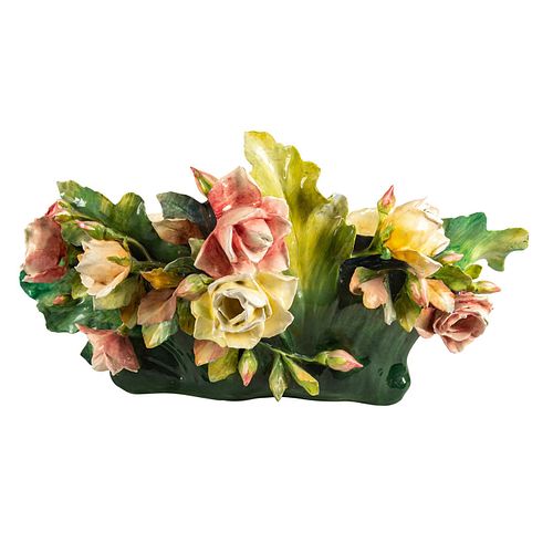 LARGE ITALIAN MAJOLICA PRESENTATION