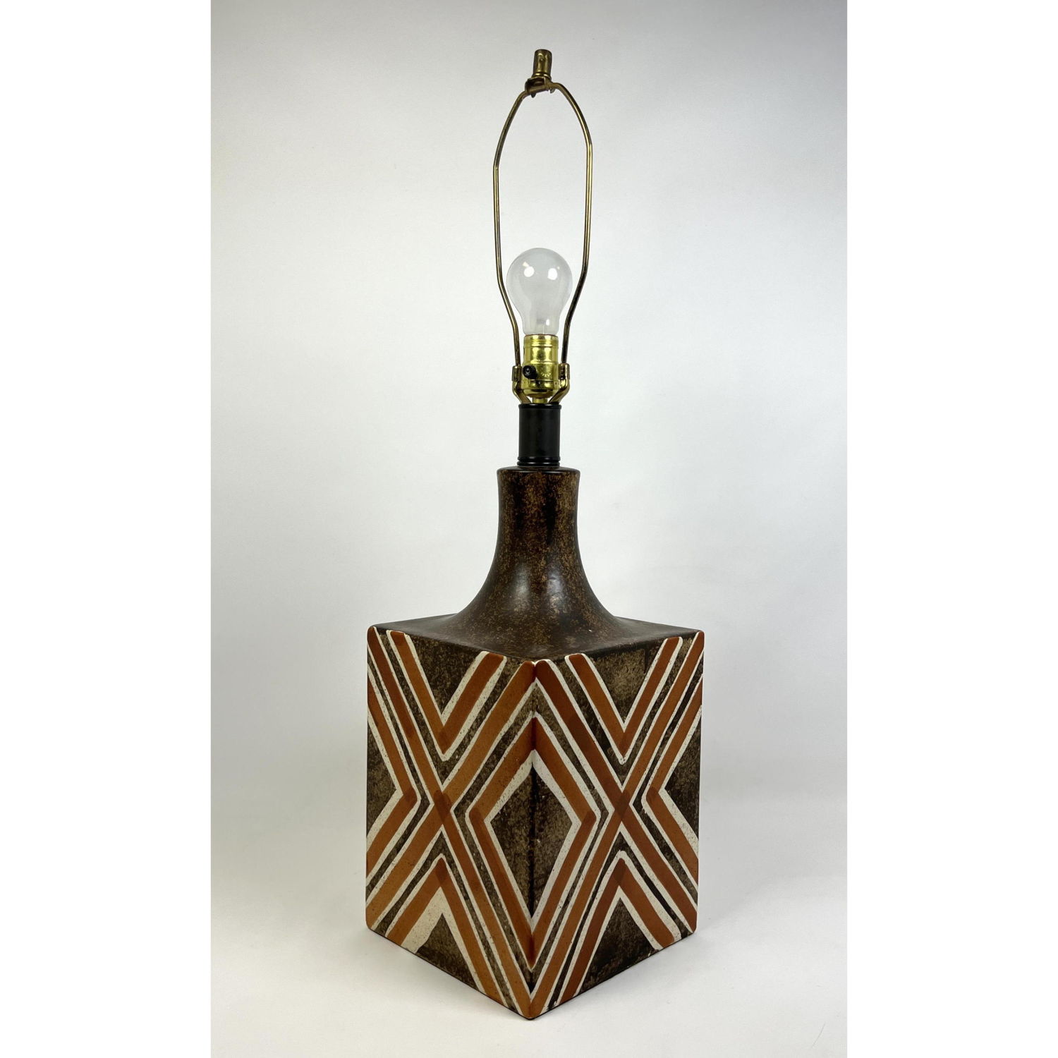 Large Italian Pottery Table Lamp.