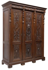 LARGE ITALIAN RENAISSANCE REVI