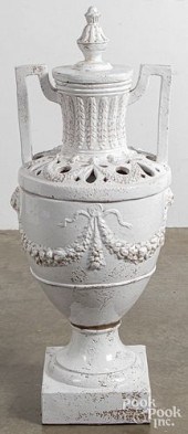 LARGE ITALIAN WHITE POTTERY CO