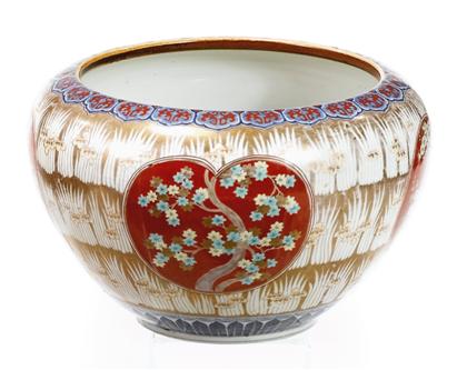 Large Japanese enameled porcelain