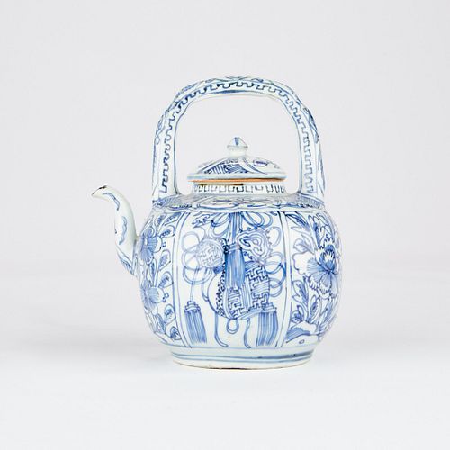 LARGE JAPANESE EXPORT PORCELAIN