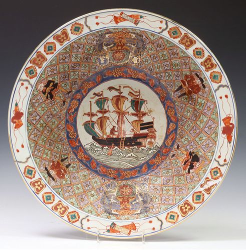 LARGE JAPANESE IMARI PORCELAIN