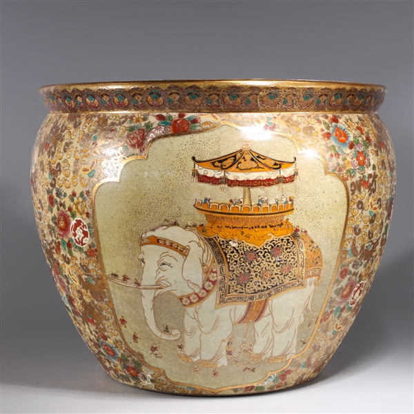 Large Japanese satsuma fish bowl