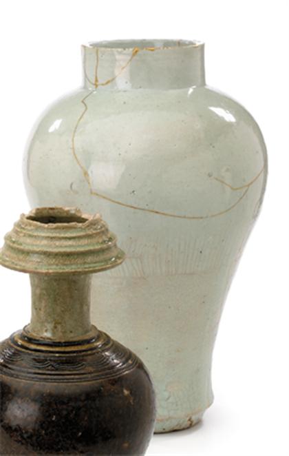 Large Korean white glaze baluster