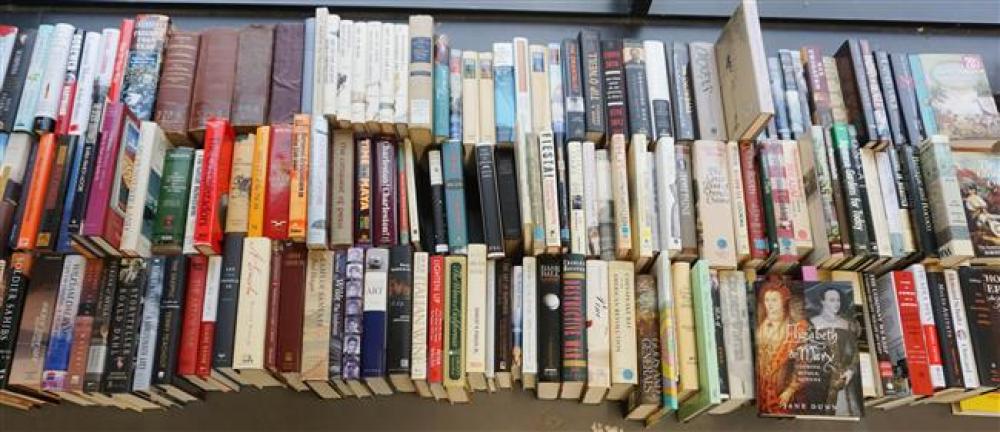 LARGE LIBRARY OF BOOKS (NOVELS,